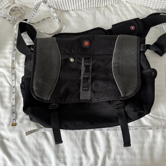 Swissgear - Black Swiss Army Laptop Swiss Gear Computer Bag- Briefcase - Picture 13 of 14